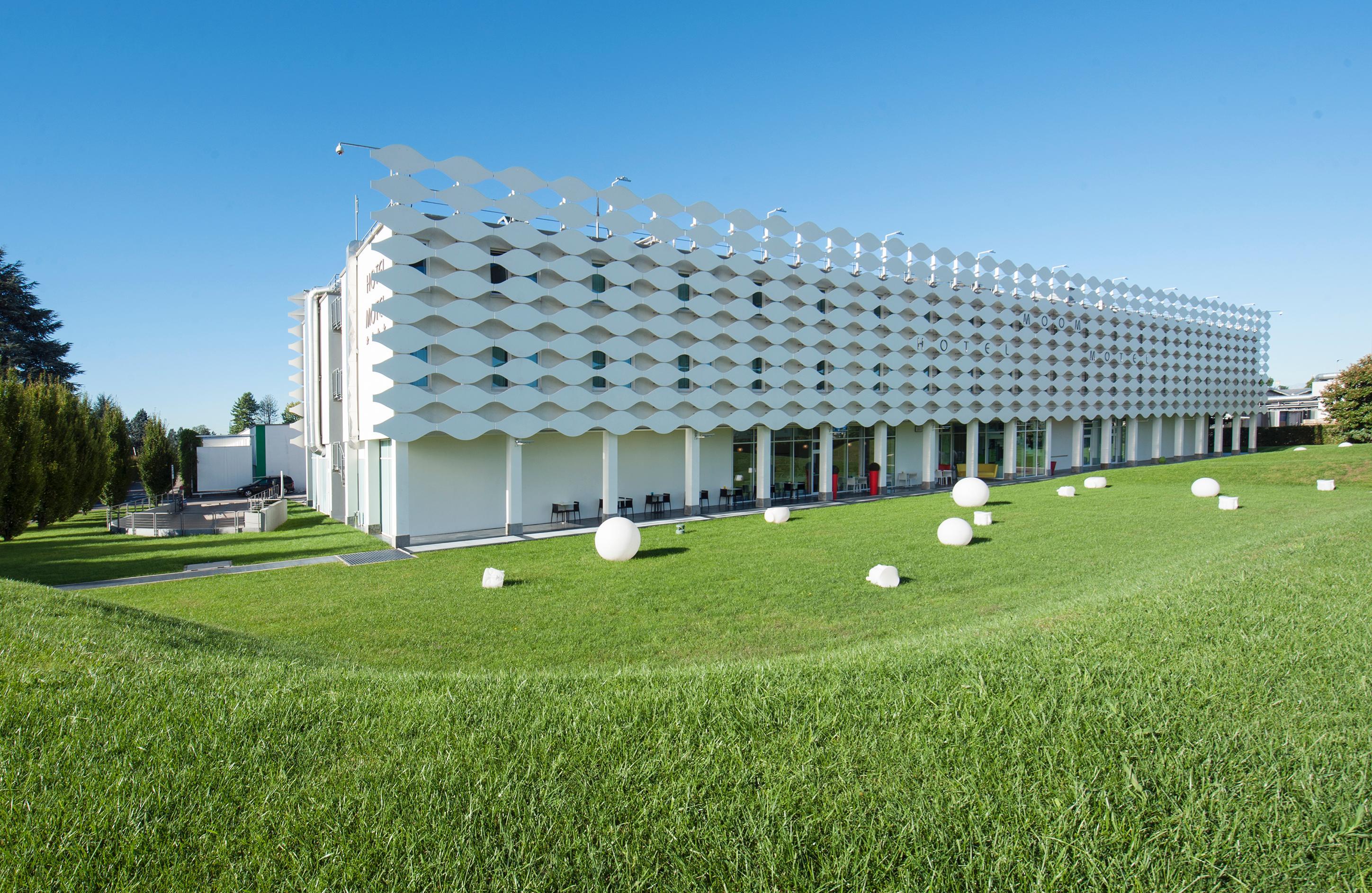 Mo.Om Hotel Olgiate Olona Esterno foto