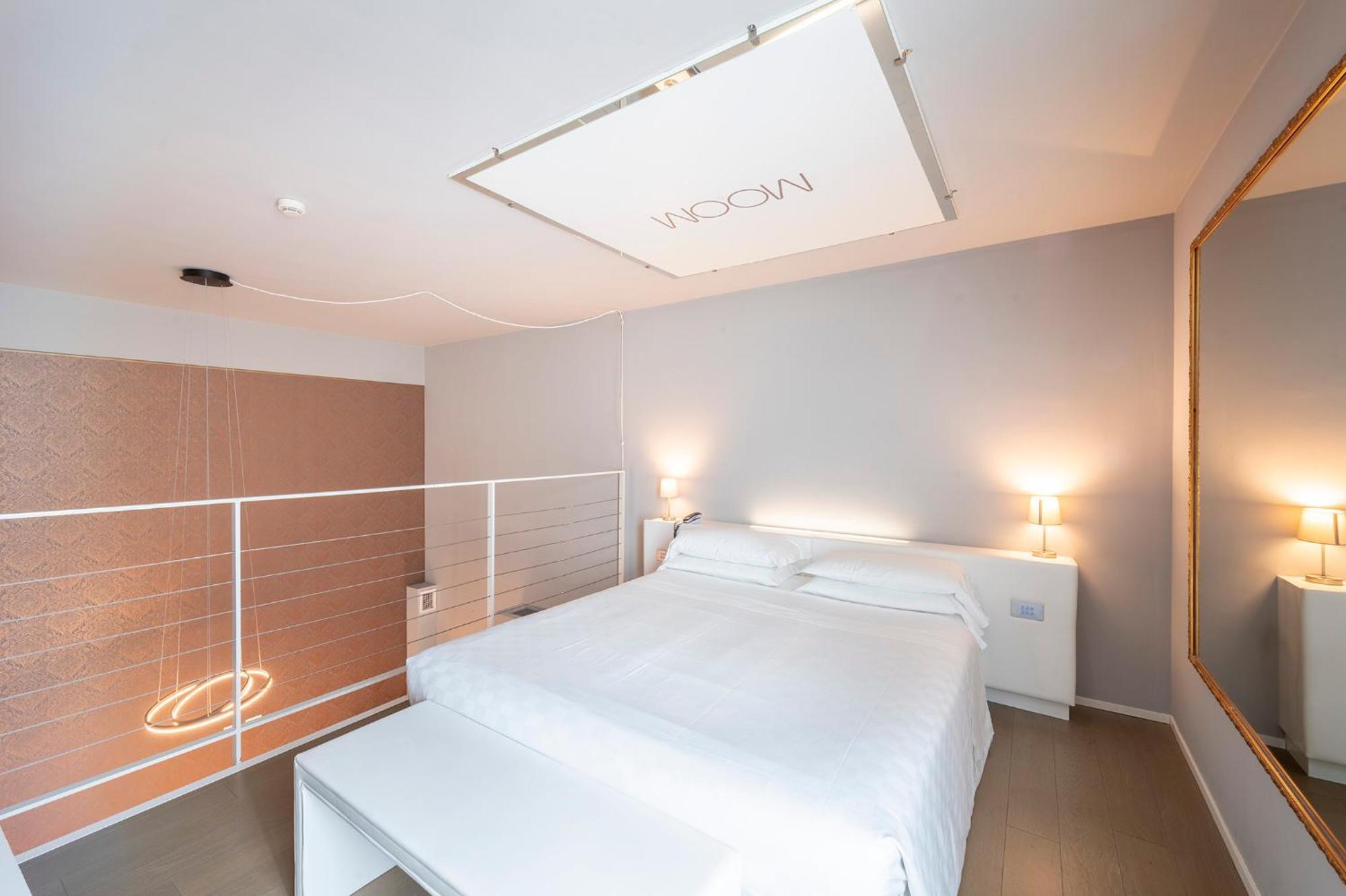 Mo.Om Hotel Olgiate Olona Esterno foto