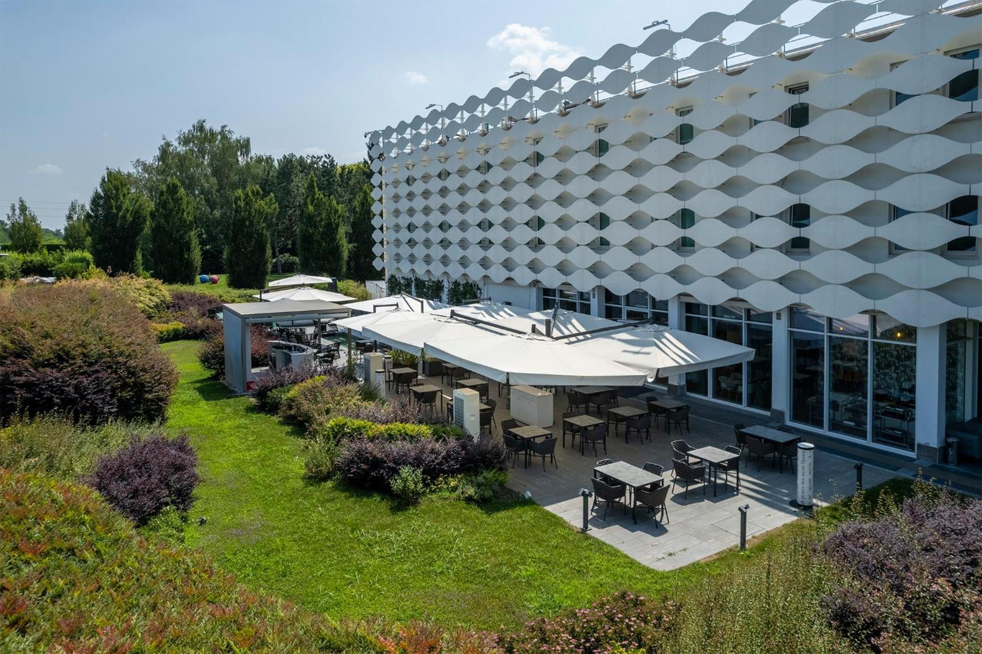 Mo.Om Hotel Olgiate Olona Esterno foto
